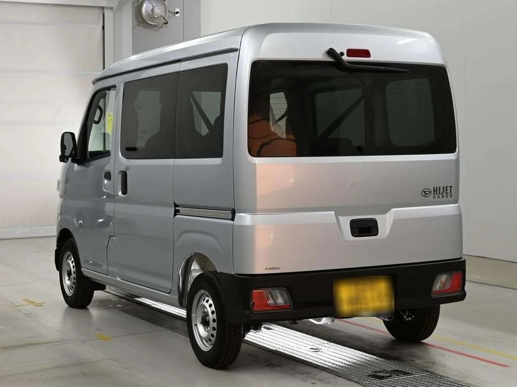 Daihatsu Hijet Cargo S700V 2025
